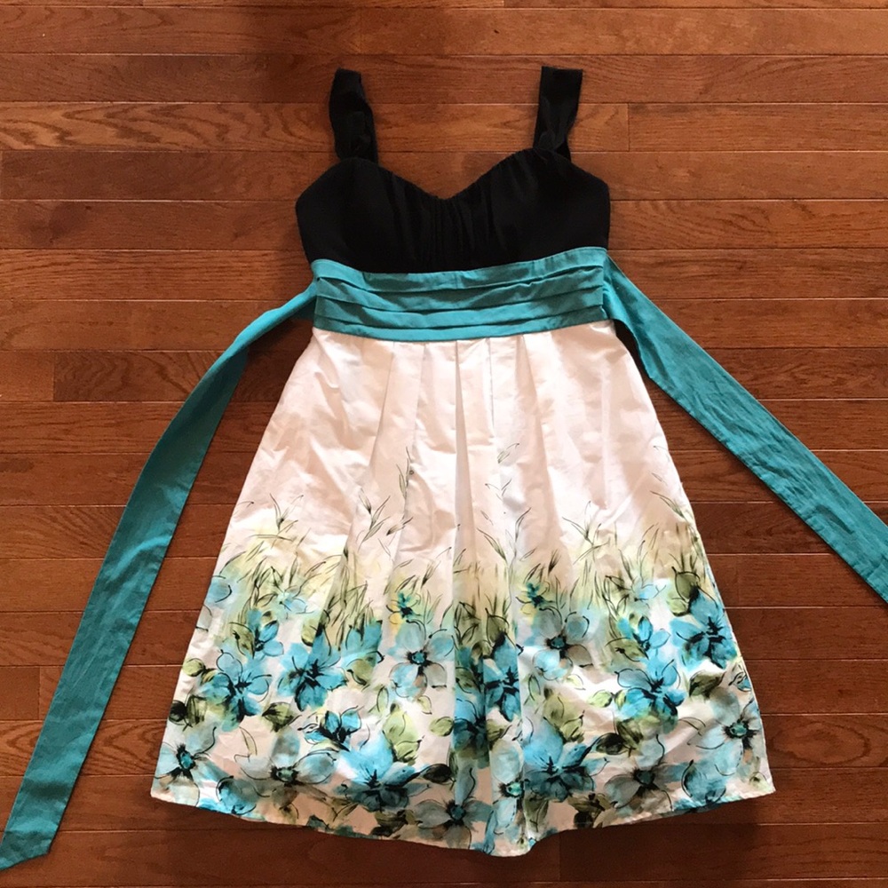 BCX Floral Dress With Ribbon Tied Bow Size5Juniors